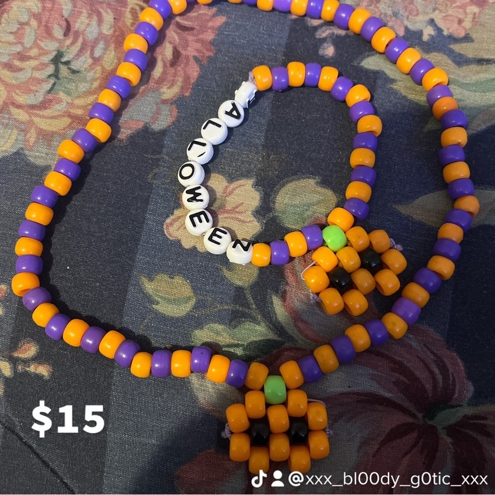 Halloween bracelet and necklace set